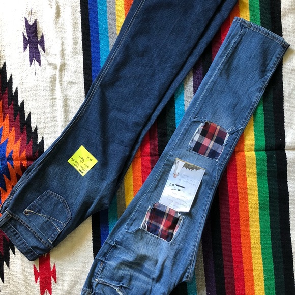 Bundles - Picture 6 of 6